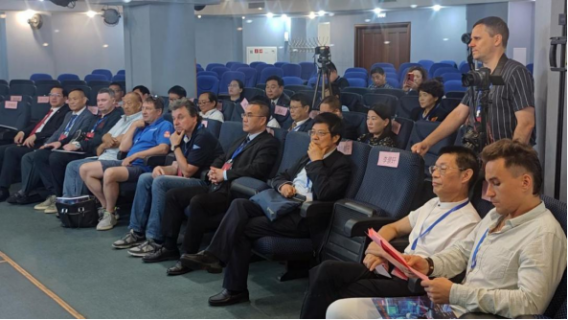 王仕军书记应邀出席第四届国际院士大会20250908（2）534