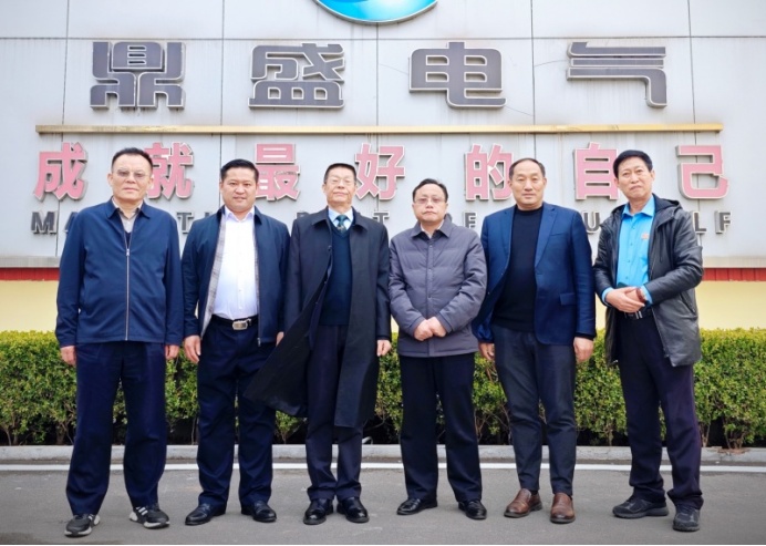 两会精神领航 十五五谋篇布局 新时代党建引领走基层赋能民企0021475